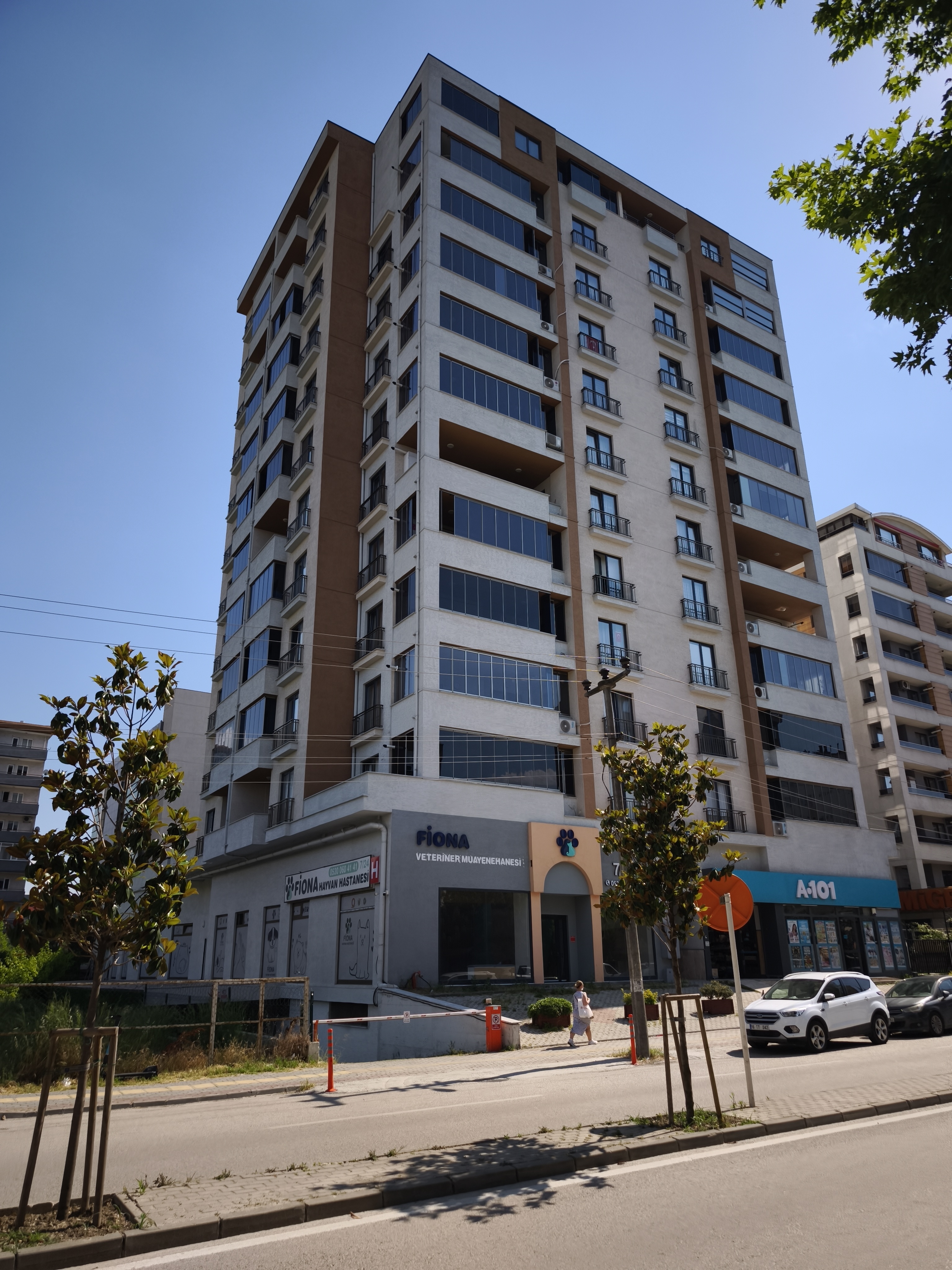 Barbaros Caddesi 3
